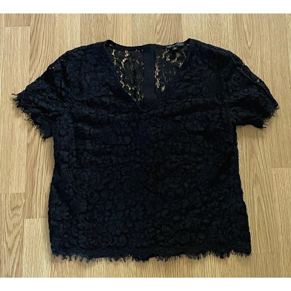 Classy Lace Blouse 🖤